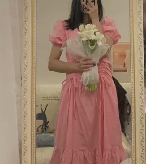 韩版春夏复古V领泡泡袖，腰部褶皱抽绳设计，...