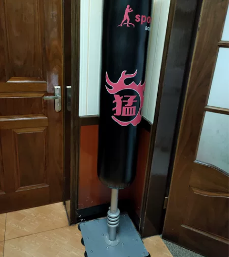 拳击桩出，180高，没有什么磨损，还有一套...