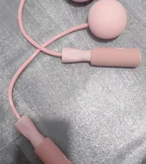 减肥专用跳绳，无绳负重大球款。买了之后没用...