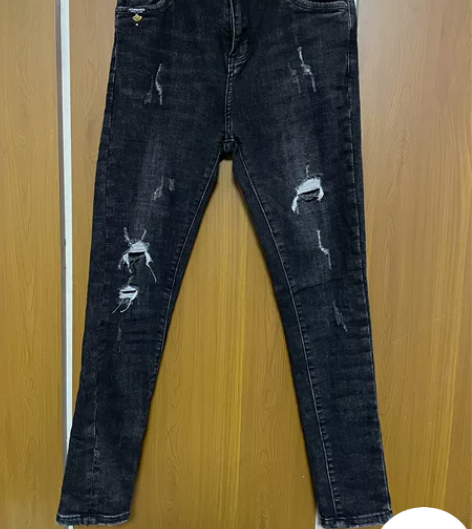 女款牛仔裤29码，2尺2腰，穿过几次，几乎...