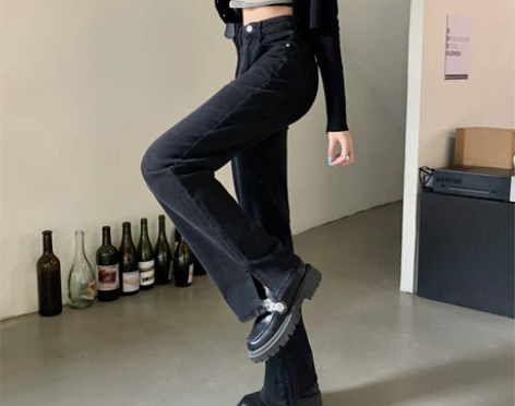 因为尺码不合适，一次没穿过，未下水！全新黑...