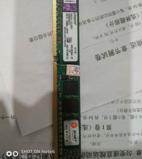 金士顿DDR3内存，主频1333，型号KV...