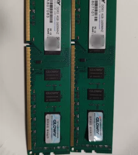 光威4G DDR3 1600mhz 内存条...