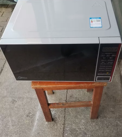 出台美的平板微波炉，功能全好，正常使用，便...