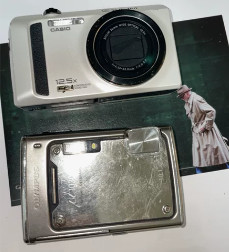 等待上新   卡西欧zr100加奥林巴斯u...