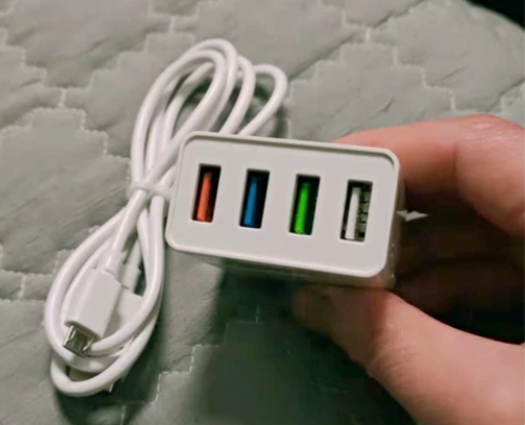 店铺倒闭低价清快充6A多口手机充电器4us...