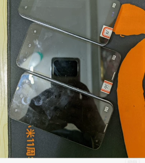 小米2s手机，以前买来挂机的，有二三十台，...