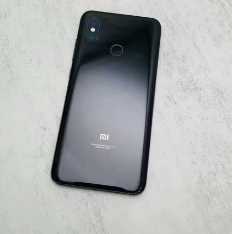 标题：小米8.  95新，    128G...