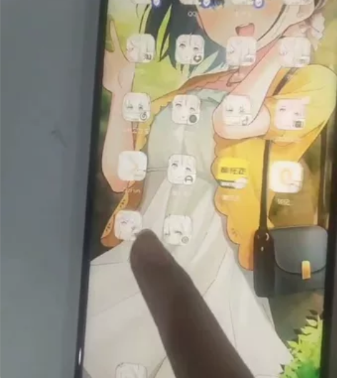华为nova4无拆修8+128 后盖有裂痕...