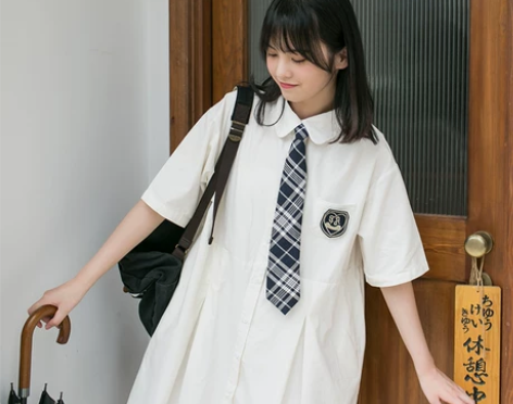 小雨良品日系学院风可甜法式初恋白色连衣裙女...