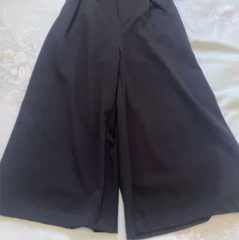 翠贝卡连体裤，有侧兜，侧面拉链方便穿脱，吊...