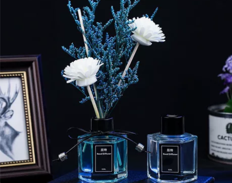 香薰精油家用卧室内持久熏香摆件空气清新剂房...