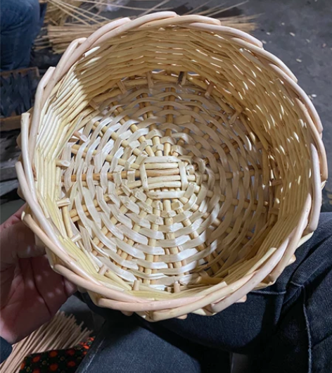 一手货源柳编花篮 感兴趣的话点“我想要”和...