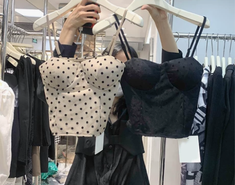 夏季设计感小众外穿短款无袖上衣网纱波点吊带...