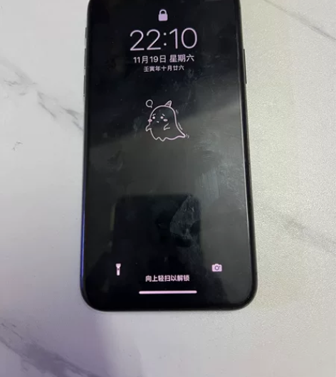 帮家人出两部国行iPhoneX手机一黑一白...