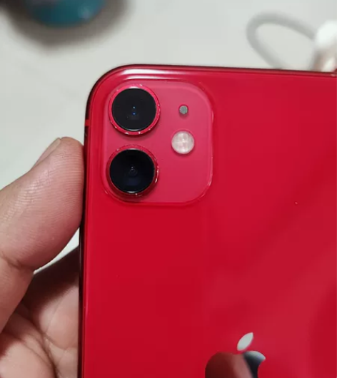 iPhone 11，国行64G，无拆无修，...