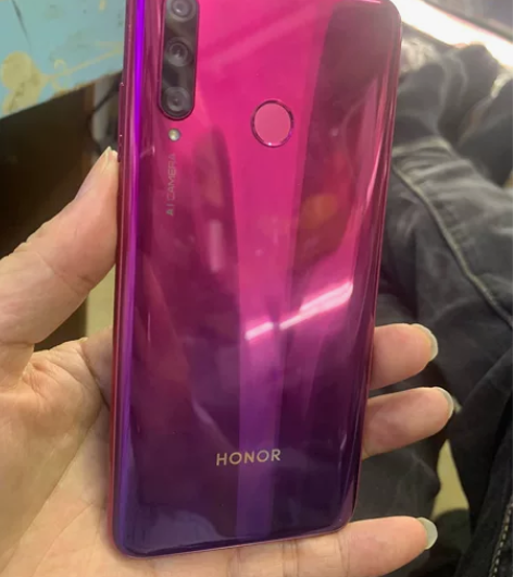 荣耀20i 6+64g 九五新，全原无拆修...