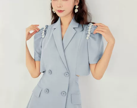 凡兔甜美收腰镂空设计感西装裙2022夏季新...