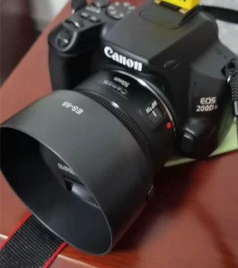 代卖 佳能200d 二代 18-55套机小...