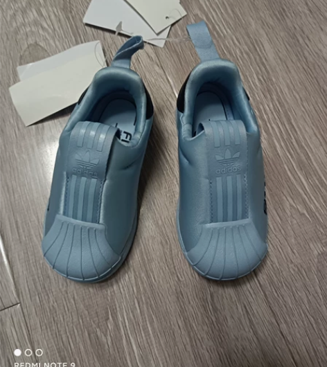 阿迪达斯闷包拆出，阿迪superstar。...