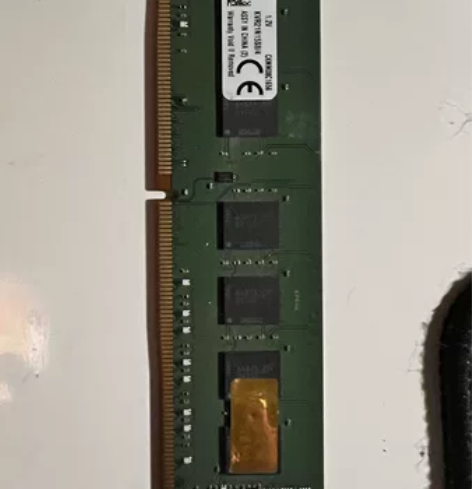 金士顿 ddr4 4g 2133 一共两根...