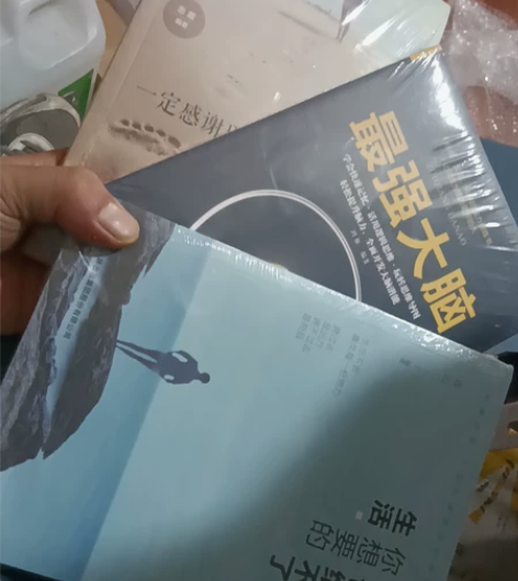 全新三本书励志小说15元包邮 感兴趣的话点...