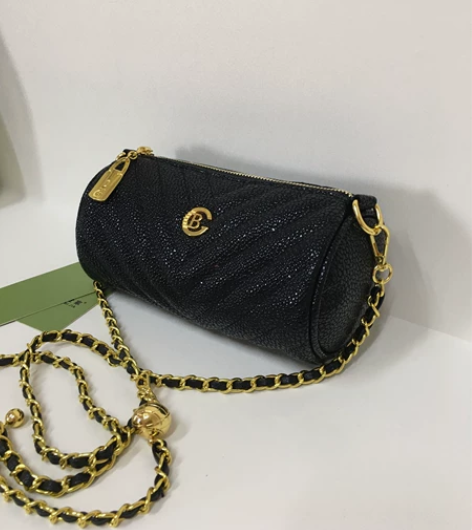 女士斜挎包黑色笔筒鱼子酱链条斜挎清仓特价 ...