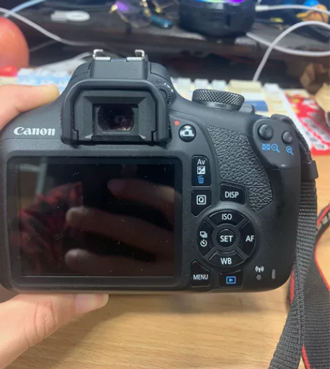 佳能1500d 入门单反 快门不到四千 用...