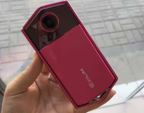 急出一台卡西欧相机 本人使用原机98新 原...