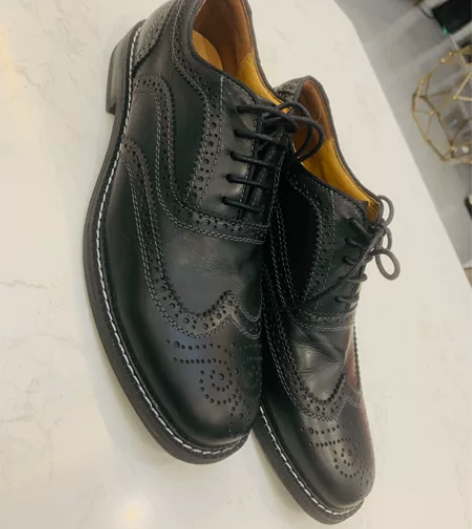 布洛克皮鞋 42码，参加婚礼穿了3小时后一...