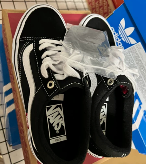 vans经典款全新闲置转 专柜购买正品，支...
