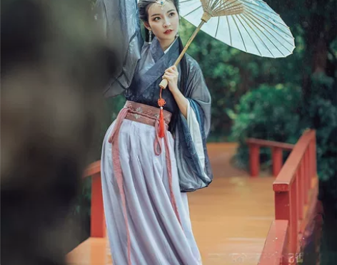 都城南庄汉服叶幽昙原创秋季新品印花日常交领...