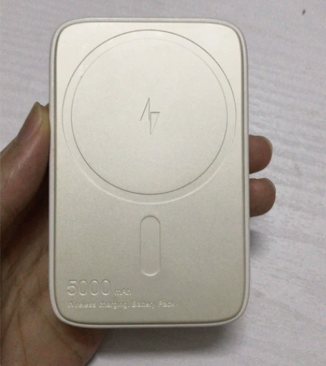 沃品充电宝 20瓦 5000毫安时 支持苹...