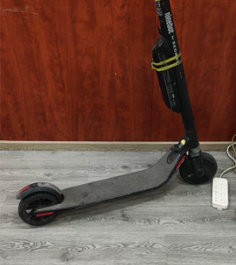 九号es1电动滑板车，带副电池，不过感觉也...