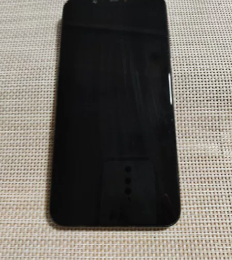 小米8，6+128g 编号3950一分价钱...