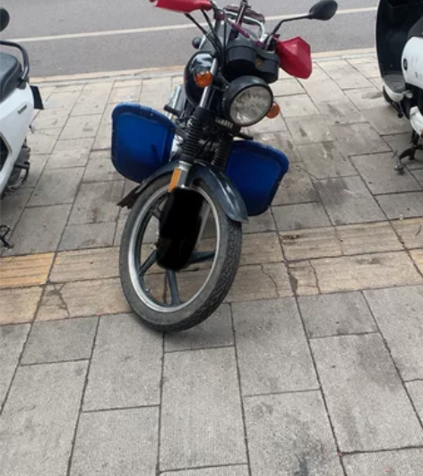摩托车雅马哈，无维修，正宗雅马哈品牌带牌带...