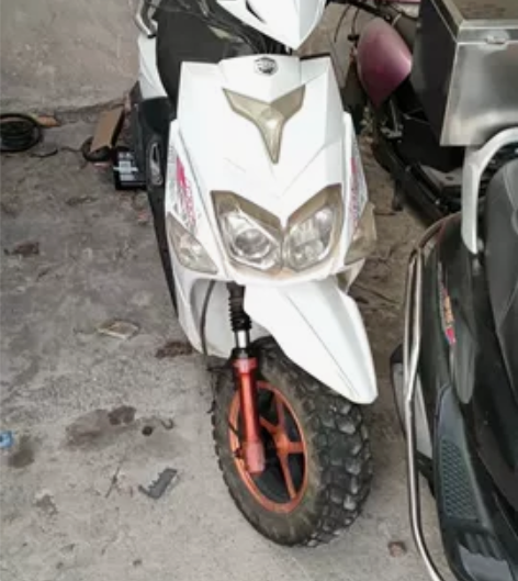 路虎踏板摩托车。大踏板摩托车。代步首选 感...