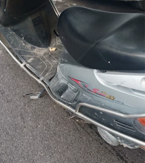 一架很好的12年7月豪爵125T-9C摩托...