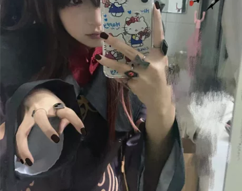 原神胡桃cos服 只穿过一次拍了个照片 包...