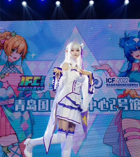 爱蜜莉雅 艾米莉亚 cos服大全套 很还原...