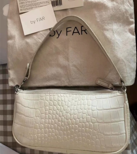 By FAR  正品包包 官网买的 但是之...