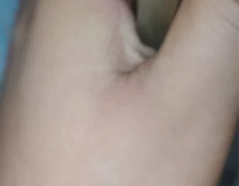 0.9厚白牦牛角三角板微瑕款特价出货瑕疵点...