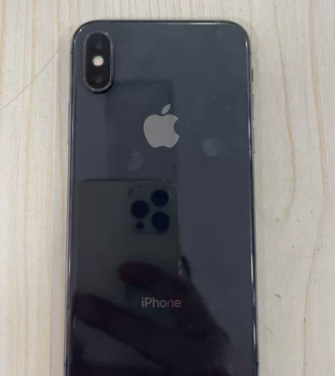 x 64 苹果 iphone 感兴趣的话点...