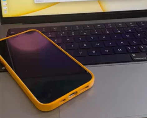 iPhone 12 白色 256G 电池健...