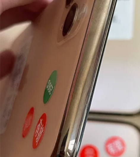 11promax256，金色，卡贴有锁，9...