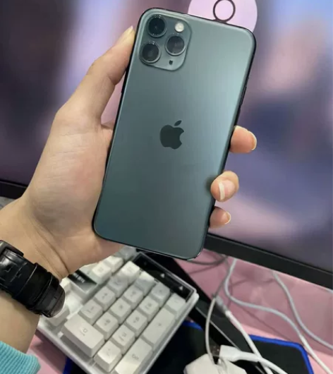 iPhone 11pro 原装机 送配件 ...