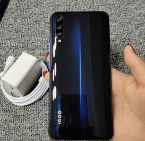 vivo iqoo12+256二手手机处理...