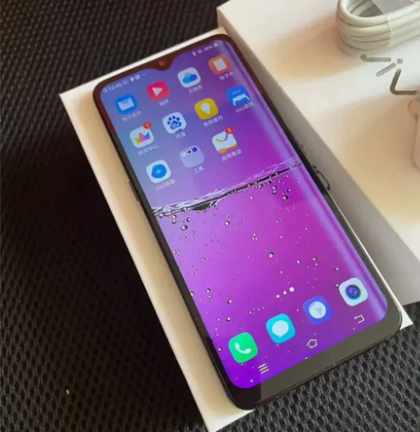 vivox23 高配置8+128G几乎全新...