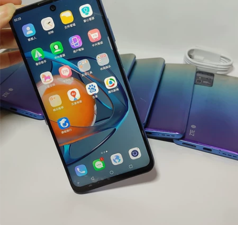 中兴 s30 se黑色6G+128G 正品...