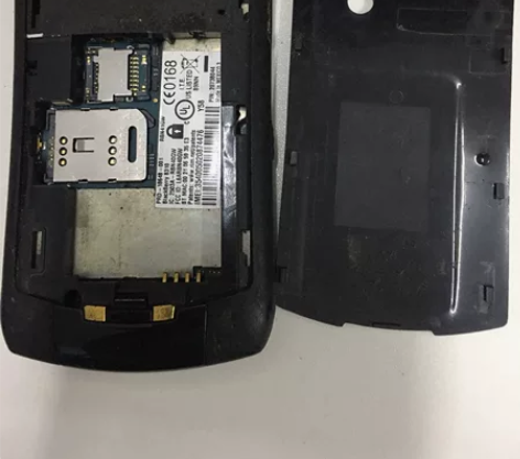 黑莓手机8310 新电池充电口有点接触不良...